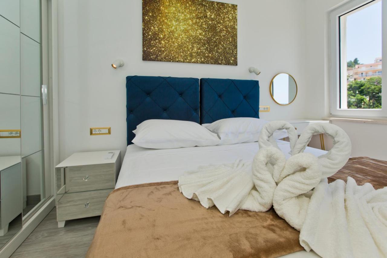 Luxury Veronika Apartament *