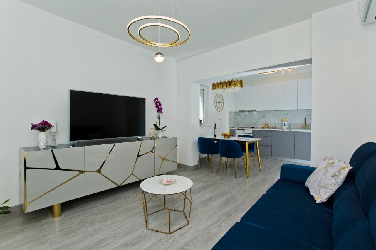 Luxury Veronika Apartament *